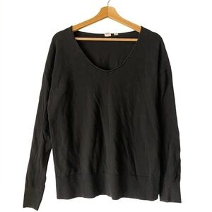 GAP PULLOVER SCOOP NECK BLACK SWEATER SIZE MEDIUM